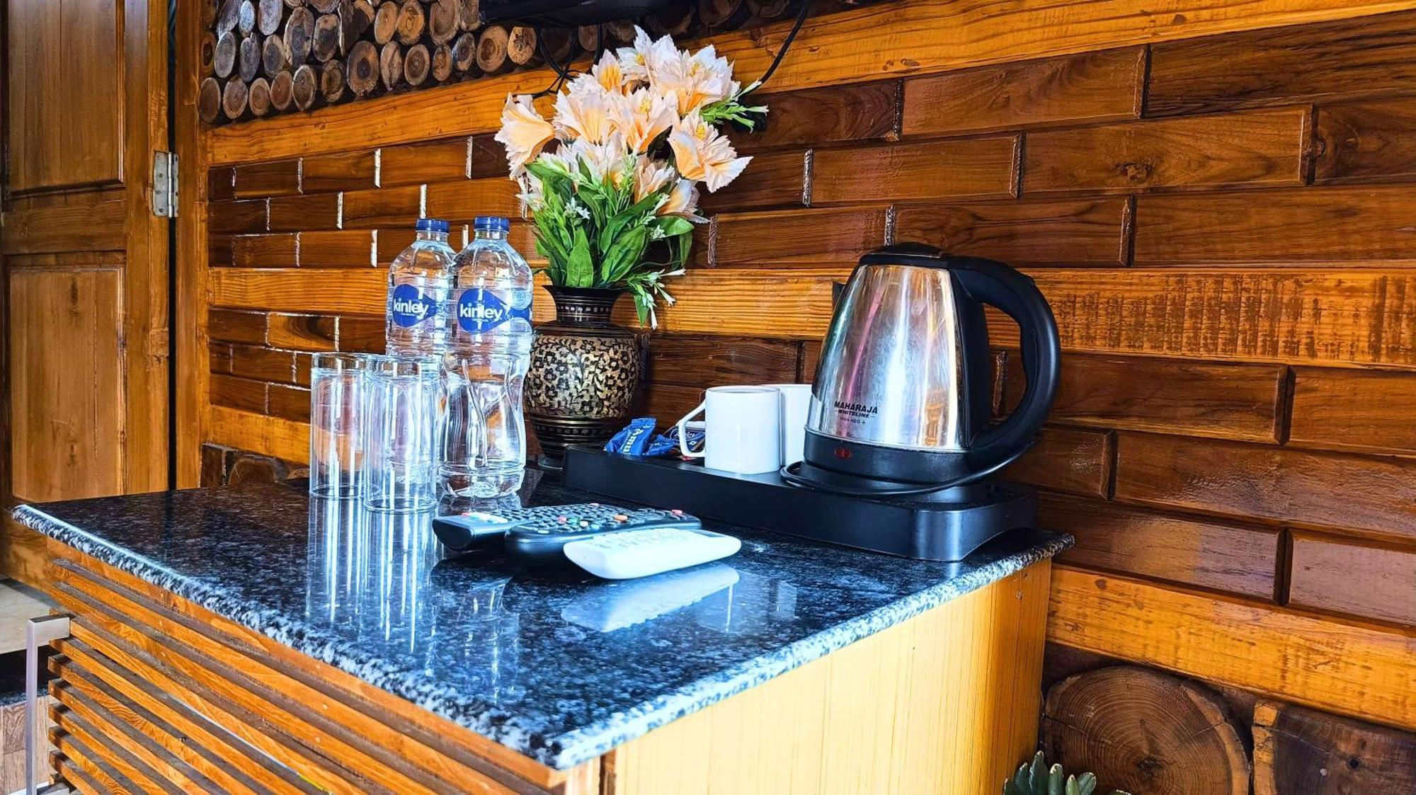 Kk Jungle View By Asapin Hotels Kotabagh Ngoại thất bức ảnh